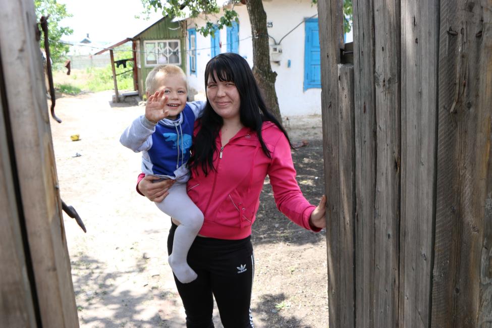 Katya and her son . Photo:IOM